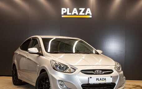 Hyundai Solaris II рестайлинг, 2013 год, 825 000 рублей, 2 фотография