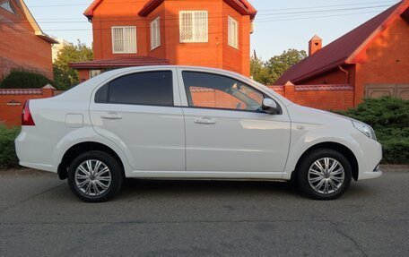 Ravon Nexia R3, 2017 год, 665 000 рублей, 4 фотография