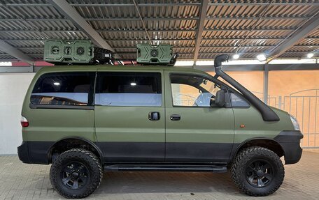 Hyundai H-1 II рестайлинг, 2006 год, 2 129 000 рублей, 6 фотография