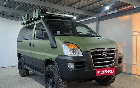 Hyundai H-1 II рестайлинг, 2006 год, 2 129 000 рублей, 7 фотография