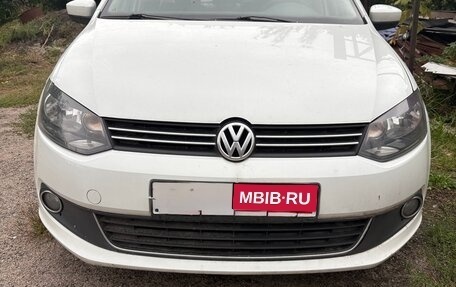Volkswagen Polo VI (EU Market), 2015 год, 350 000 рублей, 1 фотография