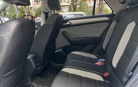 Volkswagen T-Roc I, 2023 год, 1 460 000 рублей, 9 фотография