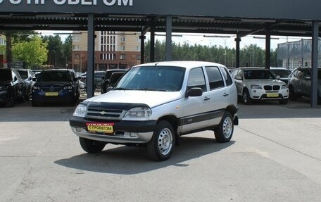 Chevrolet Niva I рестайлинг, 2005 год, 169 000 рублей, 1 фотография