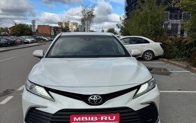 Toyota Camry, 2021 год, 3 300 000 рублей, 1 фотография