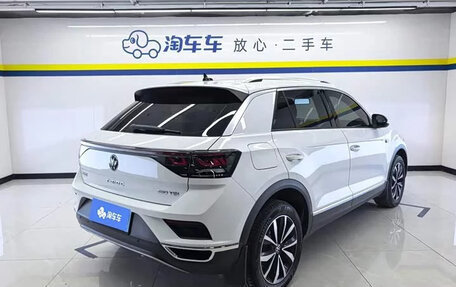 Volkswagen T-Roc I, 2025 год, 1 450 000 рублей, 3 фотография