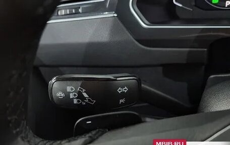 Volkswagen Tiguan II, 2022 год, 3 010 530 рублей, 28 фотография