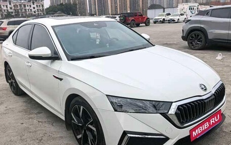 Skoda Octavia IV, 2023 год, 1 631 000 рублей, 2 фотография