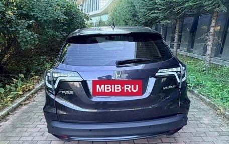 Honda Vezel, 2022 год, 1 220 000 рублей, 6 фотография