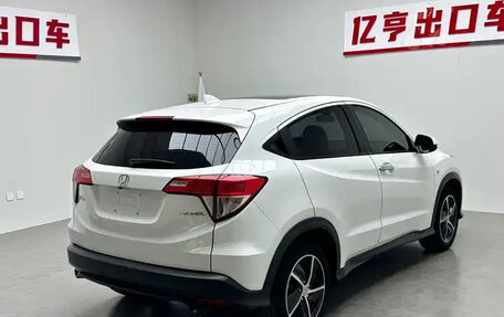 Honda Vezel, 2022 год, 1 146 000 рублей, 4 фотография