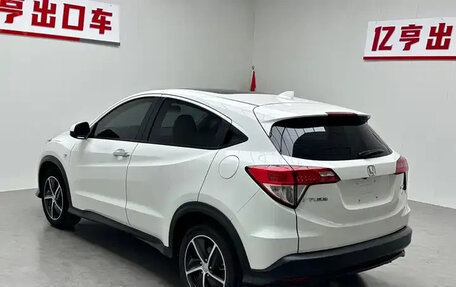Honda Vezel, 2022 год, 1 146 000 рублей, 6 фотография