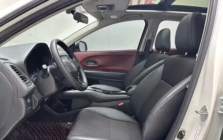 Honda Vezel, 2022 год, 1 146 000 рублей, 7 фотография
