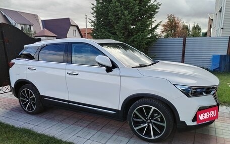 FAW Bestune T77, 2024 год, 2 380 000 рублей, 5 фотография
