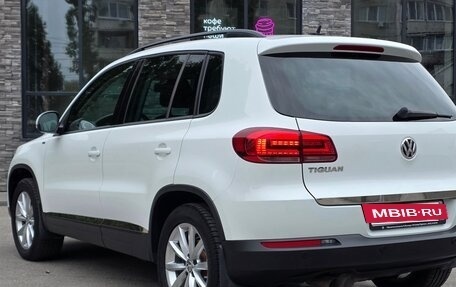 Volkswagen Tiguan I, 2015 год, 2 790 000 рублей, 6 фотография