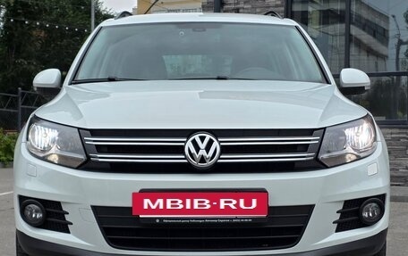 Volkswagen Tiguan I, 2015 год, 2 790 000 рублей, 2 фотография