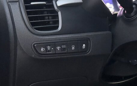KIA Rio IV, 2018 год, 1 390 000 рублей, 13 фотография