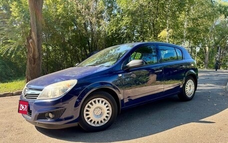 Opel Astra H, 2008 год, 520 000 рублей, 1 фотография