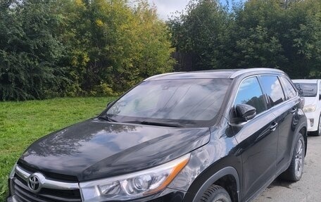 Toyota Highlander III, 2014 год, 2 200 000 рублей, 1 фотография
