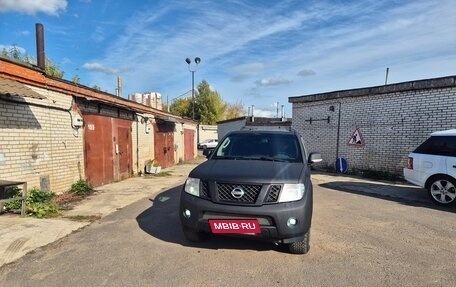 Nissan Pathfinder, 2010 год, 1 350 000 рублей, 2 фотография
