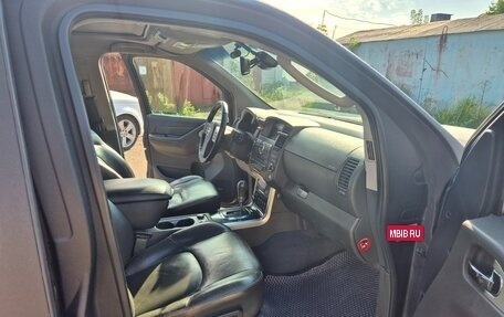 Nissan Pathfinder, 2010 год, 1 350 000 рублей, 11 фотография