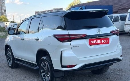 Toyota Fortuner II, 2021 год, 6 500 000 рублей, 6 фотография