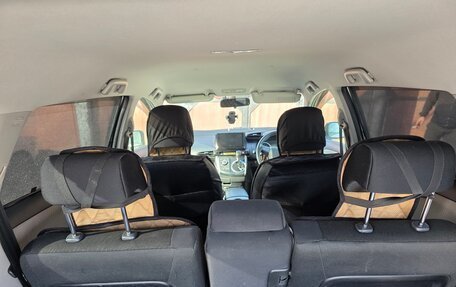 Toyota Wish II, 2011 год, 1 450 000 рублей, 5 фотография