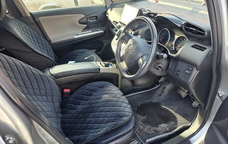 Toyota Wish II, 2011 год, 1 450 000 рублей, 3 фотография