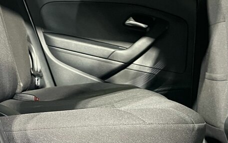 Volkswagen Polo VI (EU Market), 2015 год, 980 000 рублей, 16 фотография