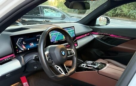 BMW 5 серия, 2023 год, 7 290 000 рублей, 14 фотография