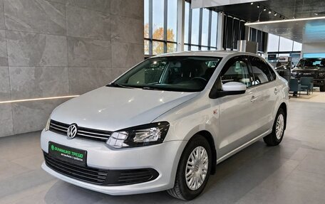 Volkswagen Polo VI (EU Market), 2011 год, 650 000 рублей, 3 фотография