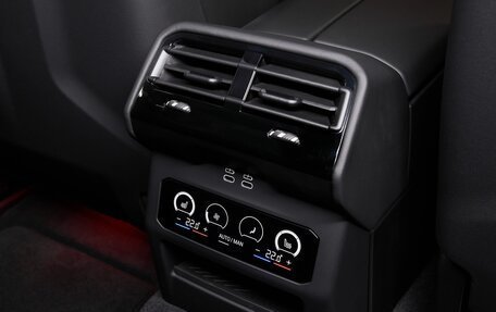 BMW 5 серия, 2025 год, 13 450 000 рублей, 29 фотография