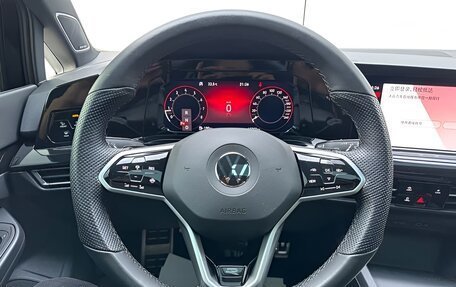 Volkswagen Golf VIII, 2023 год, 1 950 000 рублей, 8 фотография
