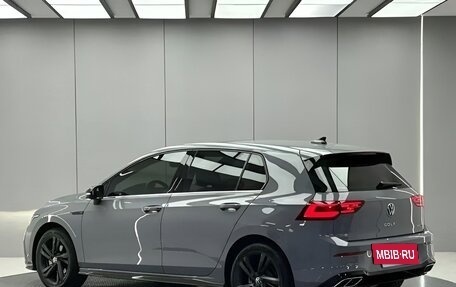 Volkswagen Golf VIII, 2023 год, 1 950 000 рублей, 6 фотография