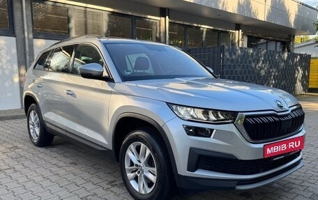 Skoda Kodiaq I, 2023 год, 3 490 000 рублей, 2 фотография