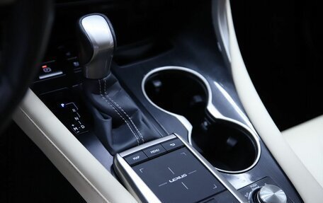Lexus RX IV рестайлинг, 2021 год, 5 490 000 рублей, 14 фотография