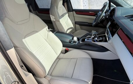 Porsche Cayenne III, 2021 год, 20 000 000 рублей, 12 фотография