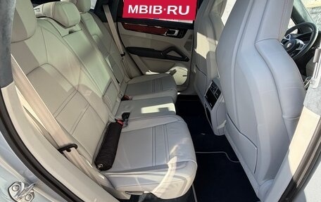 Porsche Cayenne III, 2021 год, 20 000 000 рублей, 14 фотография