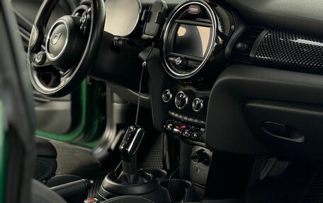 MINI Hatch, 2020 год, 2 750 000 рублей, 30 фотография