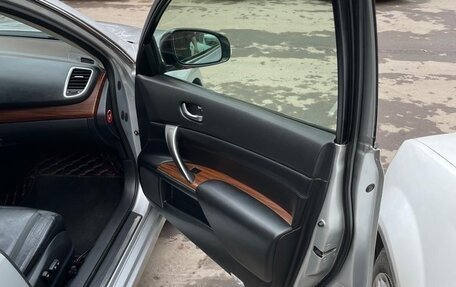 Nissan Teana, 2011 год, 850 000 рублей, 9 фотография