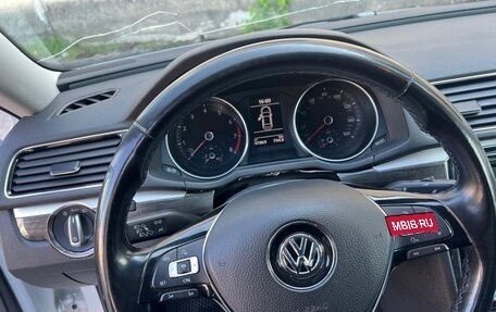 Volkswagen Passat B8 рестайлинг, 2017 год, 1 700 000 рублей, 6 фотография