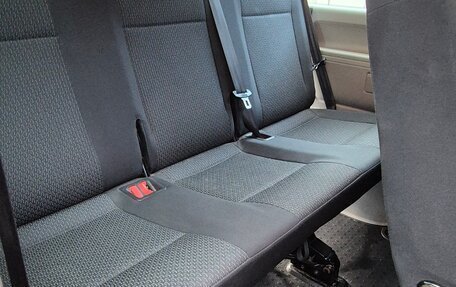 Volkswagen Caravelle T6 рестайлинг, 2016 год, 2 160 000 рублей, 8 фотография