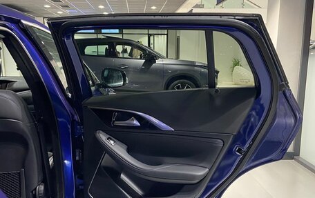 Infiniti Q30, 2017 год, 2 580 000 рублей, 10 фотография