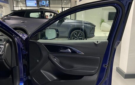 Infiniti Q30, 2017 год, 2 580 000 рублей, 8 фотография