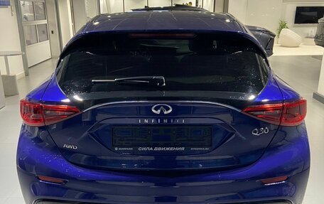 Infiniti Q30, 2017 год, 2 580 000 рублей, 6 фотография