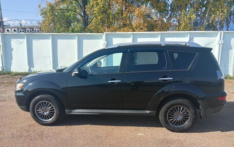 Mitsubishi Outlander III рестайлинг 3, 2011 год, 1 190 000 рублей, 4 фотография