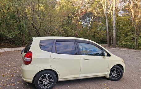 Honda Fit III, 2003 год, 260 000 рублей, 6 фотография