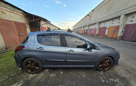 Peugeot 308 II, 2010 год, 700 000 рублей, 2 фотография