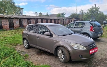 KIA cee'd I рестайлинг, 2007 год, 450 000 рублей, 3 фотография