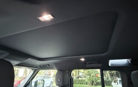 Land Rover Defender II, 2020 год, 5 500 000 рублей, 17 фотография