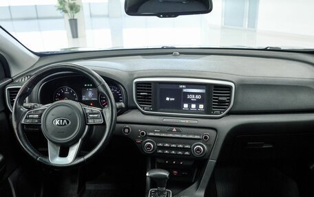KIA Sportage IV рестайлинг, 2020 год, 2 087 000 рублей, 16 фотография