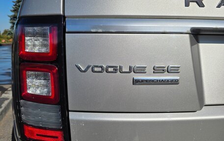 Land Rover Range Rover IV рестайлинг, 2015 год, 5 290 000 рублей, 9 фотография